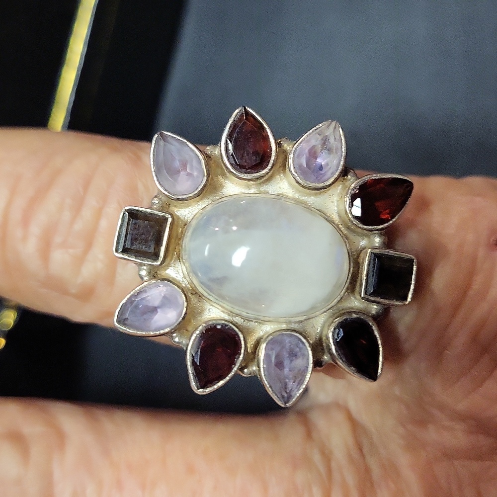 Sterling Silver Moonstone Ring - image 5